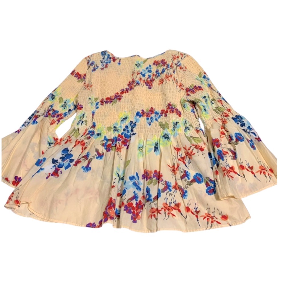 JANE And DELANCEY Boho Smocked Floral Bell Sleeve Blouse Size L - Picture 3 of 7